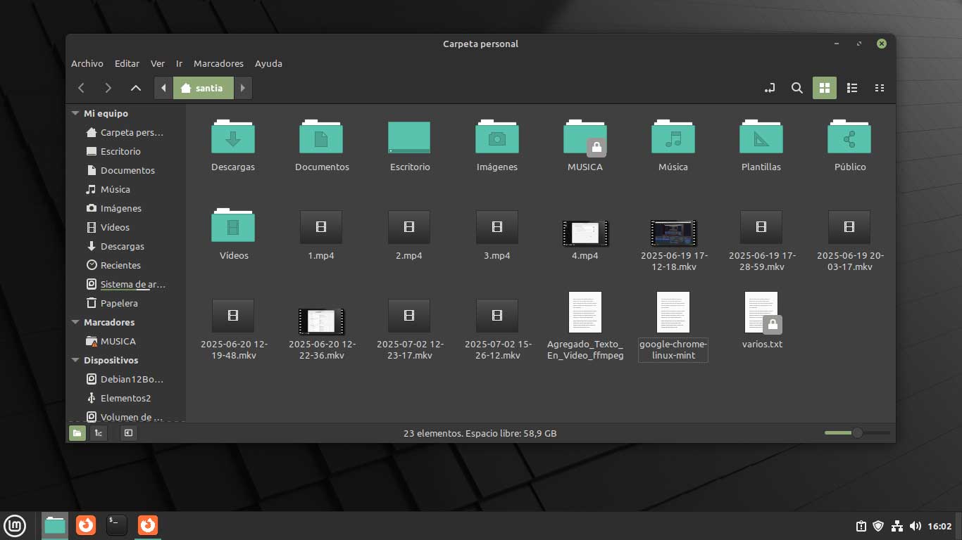 Explorador de archivos modo oscuro